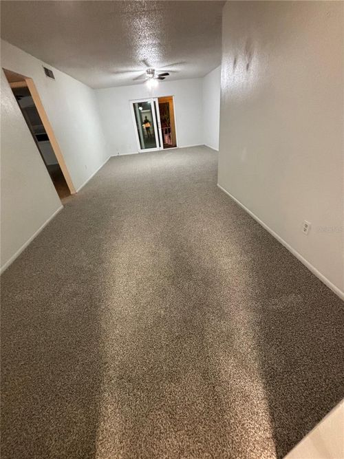 7667-7667 Abonado Rd, TAMPA, FL, 33615-2433 | Card Image