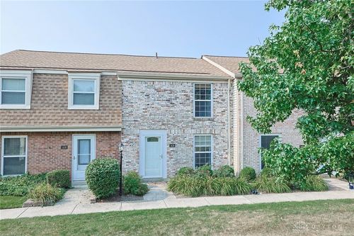 1438 Crown Point Court, Beavercreek, OH, 45434 | Card Image