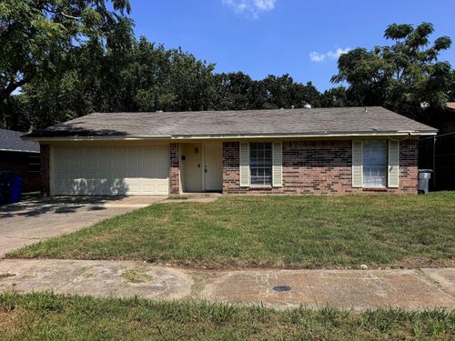 9725 Grove Oaks Blvd, Dallas, TX, 75217-7604 | Card Image