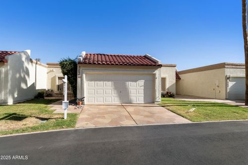 562 S Palo Verde Way, Mesa, AZ, 85208-6467 | Card Image