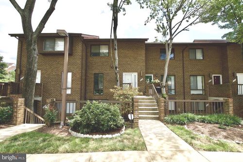 3081-3081 Hawthorne Dr Ne, WASHINGTON, DC, 20017-1015 | Card Image