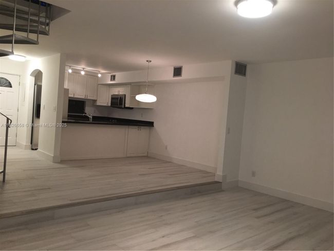 APT-8 - 2180 Brickell Ave, Townhouse with 2 bedrooms, 2 bathrooms and null parking in Miami FL | Image 29