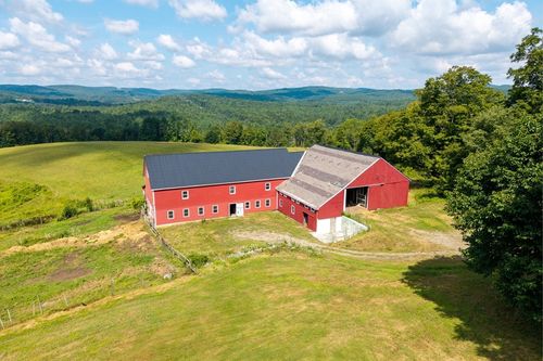 85 Dacey Rd, Conway, MA, 01341-7703 | Card Image