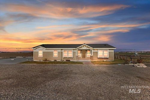 1350 E 3900 N, Buhl, ID, 83316-6028 | Card Image