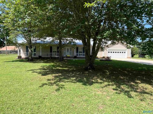 392 Quailwood Ln, Decatur, AL, 35603-6006 | Card Image