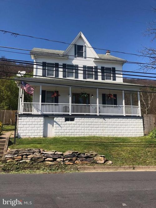 4617 Upper Rd, SHAMOKIN, PA, 17872-8620 | Card Image