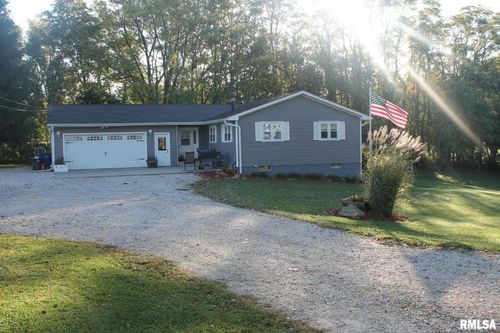 725 Oak St, Andover, IL, 61233-1226 | Card Image