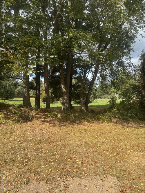 154 Golfview Dr, Brooklyn, MI, 49230-9731 | Card Image