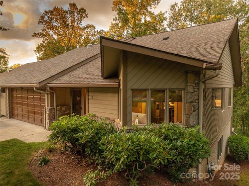 1302 Timber Trl, Asheville, NC, 28804-3940 | Card Image