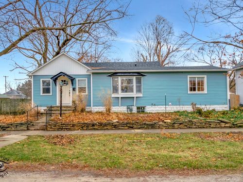 220 Market St, Momence, IL, 60954-1021 | Card Image