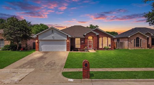 3209 Palos Verdes Dr, Corinth, TX, 76210-4137 | Card Image