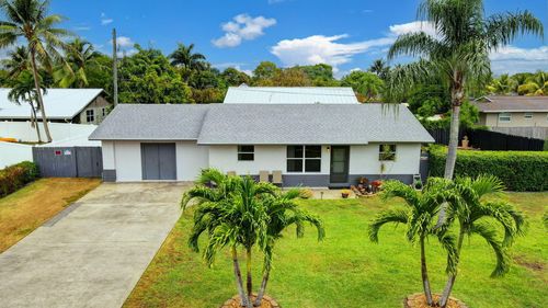 9212 Fountain Rd, Wellington, FL, 33467-4735 | Card Image