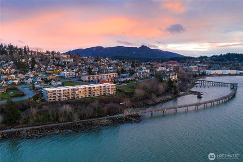 apt-208-600 S State St, Bellingham, WA, 98225-6140 | Card Image