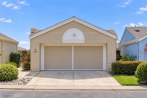 7327 Linden Ter, Carlsbad, CA, 92011-4723 | Card Image