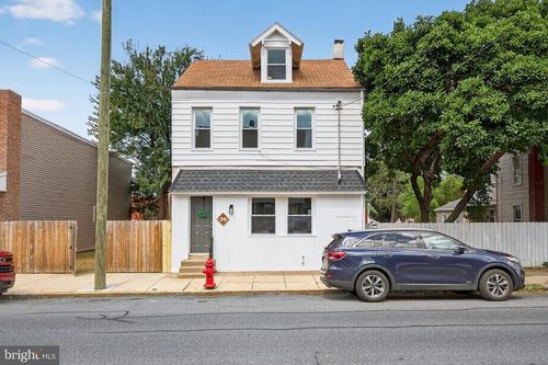 623 E Chestnut St, LANCASTER, PA, 17602-3123 | Card Image