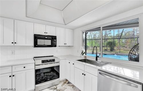 4500 1st Ave Nw, Naples, FL, 34119-2651 | Card Image