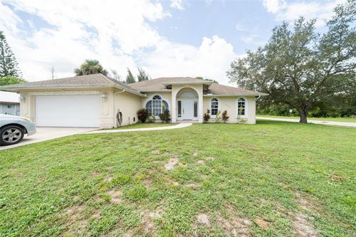 7205 Hibiscus Rd, Fort Pierce, FL, 34951-4806 | Card Image