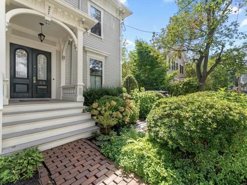 58 Shepard St, Cambridge, MA, 02138-1523 | Card Image