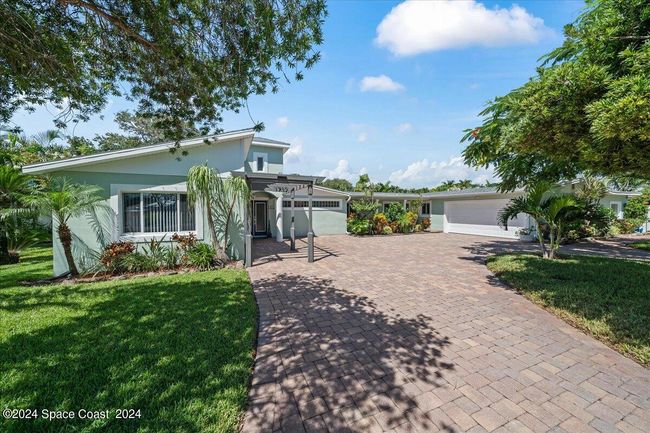 Tropical Landscaping & Pergola Front Entry | Image 10