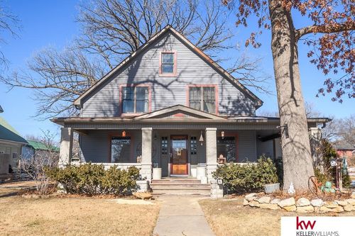 824 Olive Ave, Hebron, NE, 68370-1636 | Card Image