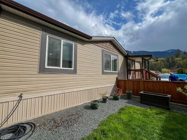 12 - 3942 Columbia Valley Road, House other with 2 bedrooms, 2 bathrooms and null parking in Cultus Lake BC | Image 12
