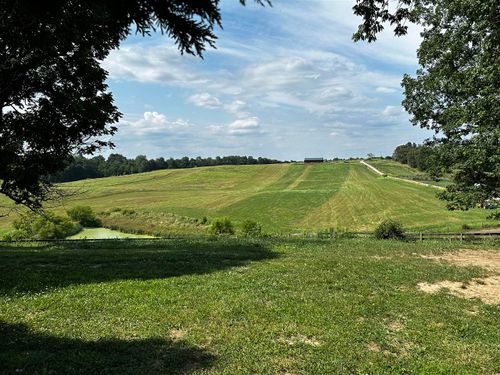 5550 Blackgold Rd, Sweeden, KY, 42285-7025 | Card Image