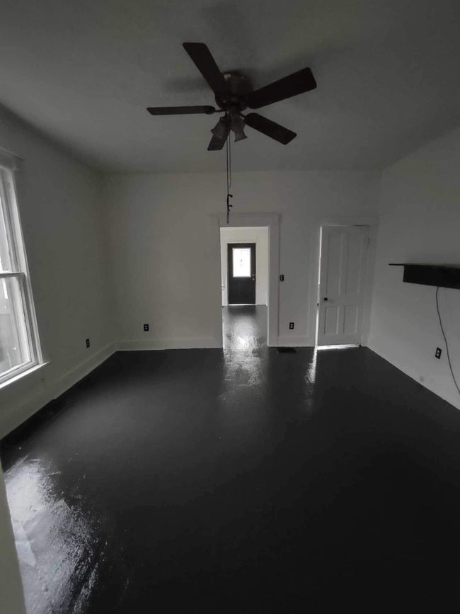 1033 Central Ave, House other with 2 bedrooms, 1 bathrooms and null parking in Columbus IN | Image 13