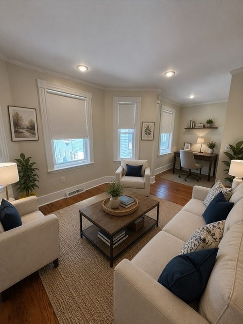 2-110 A Chestnut St, Brookline, MA, 02445-7538 | Card Image