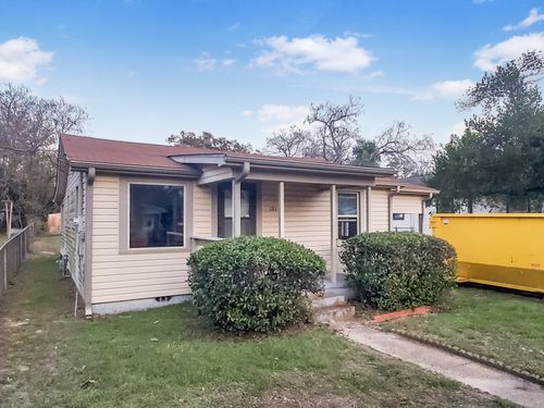 1216 S Francis St, Tyler, TX, 75701-2640 | Card Image