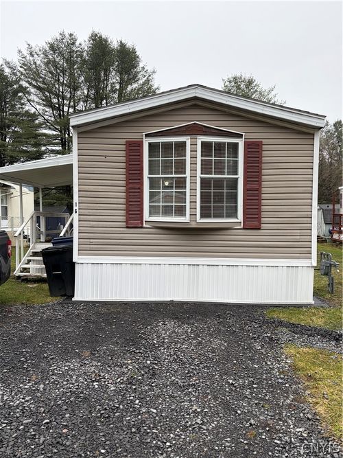 8304 New Floyd Rd, Rome, NY, 13440-0570 | Card Image