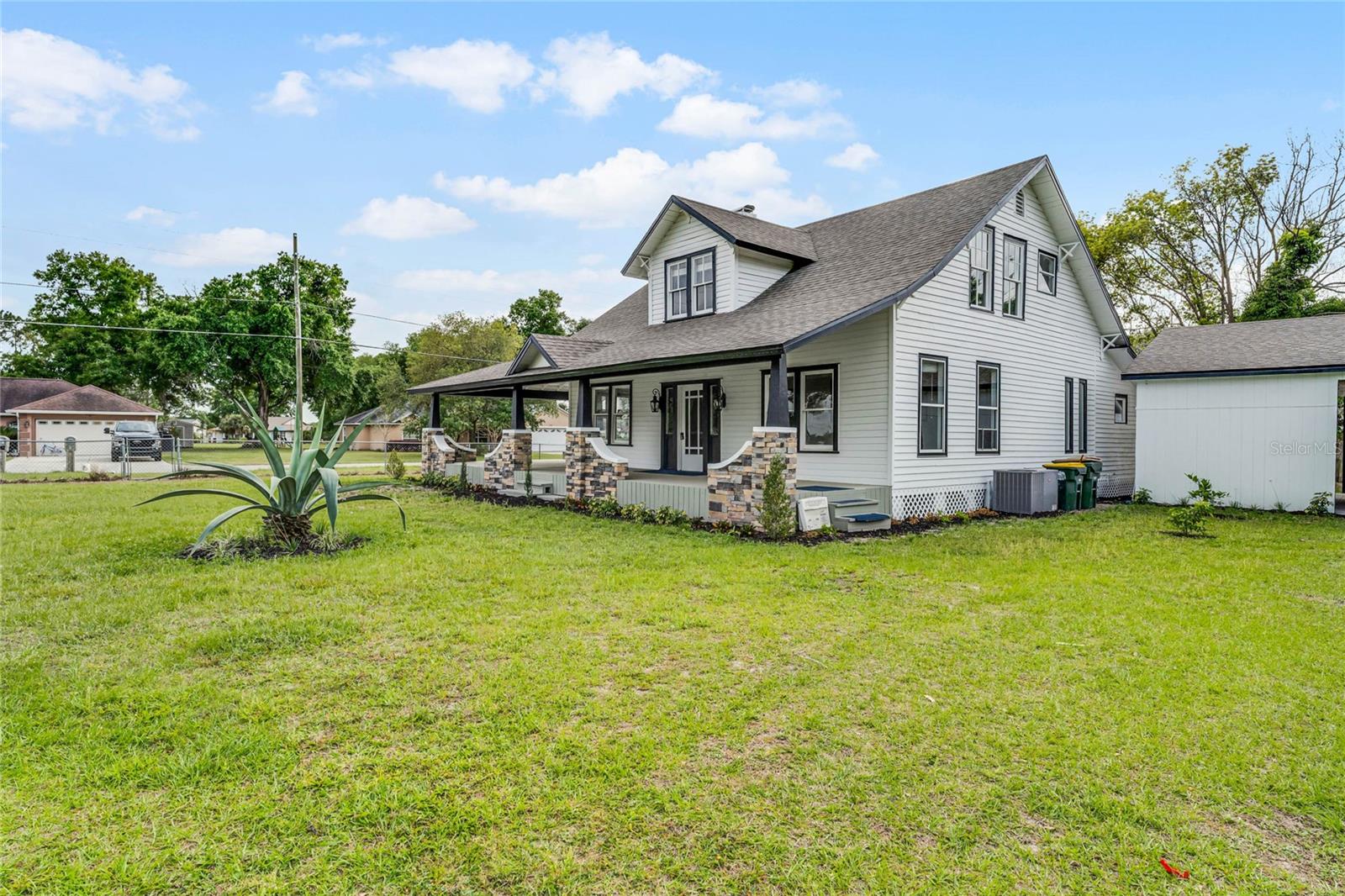 Guerrant St, Umatilla, FL 32784