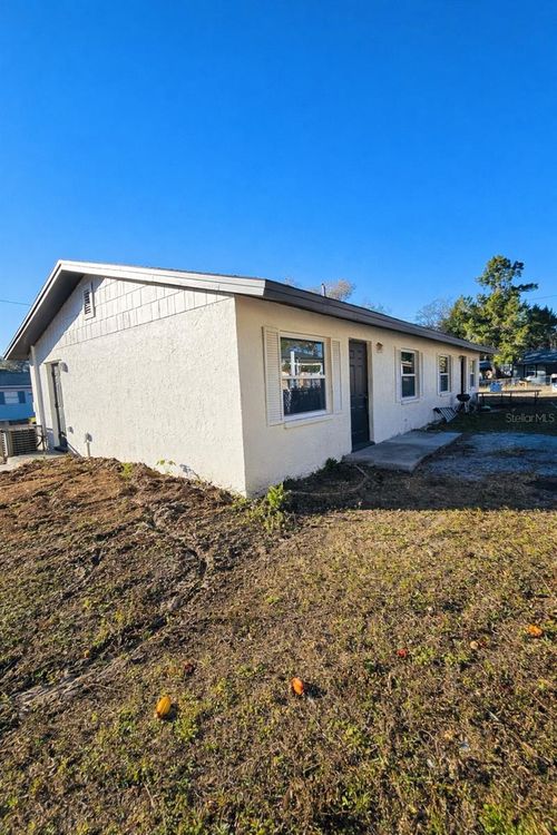 1407 E 99th Ave, TAMPA, FL, 33612-8389 | Card Image