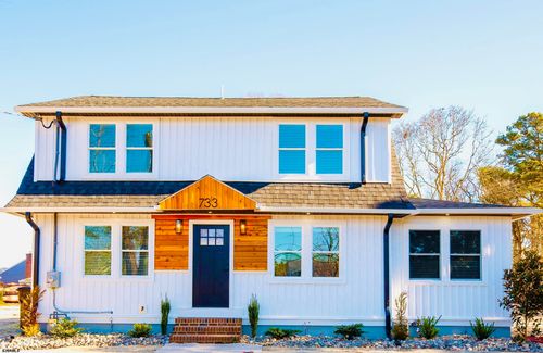 733 Route Us 9 S, Marmora, NJ, 08223-1144 | Card Image