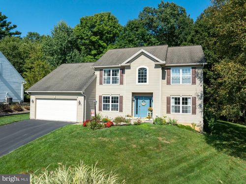 208 Hunter Wood Way, PORT MATILDA, PA, 16870-7040 | Card Image