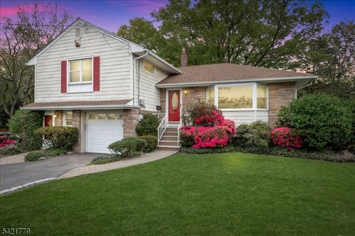 389 Walnut Ave, Cranford, NJ, 07016-2966 | Card Image