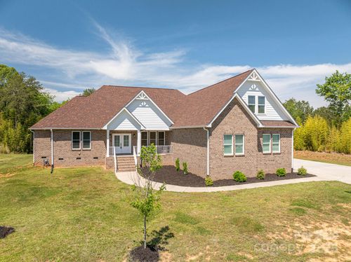 115 Woodward Way, Iron Station, NC, 28080-0109 | Card Image