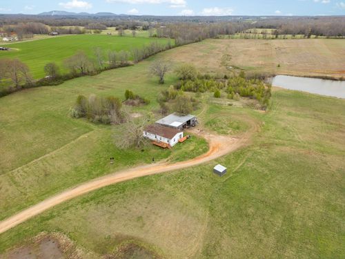 2906 Bybee Branch Rd, McMinnville, TN, 37110-4728 | Card Image