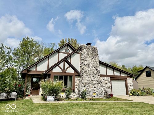 1274 Castle Dr, Franklin, IN, 46131-9003 | Card Image