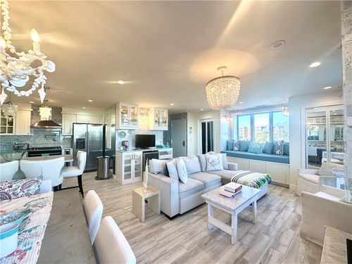 312 America, Newport, RI, 02840-1576 | Card Image