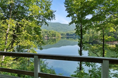 335 Lake Cheohee Rd, Tamassee, SC, 29686-2007 | Card Image