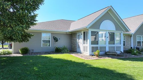 707 Scott Dr, Ontario, OH, 44906 | Card Image