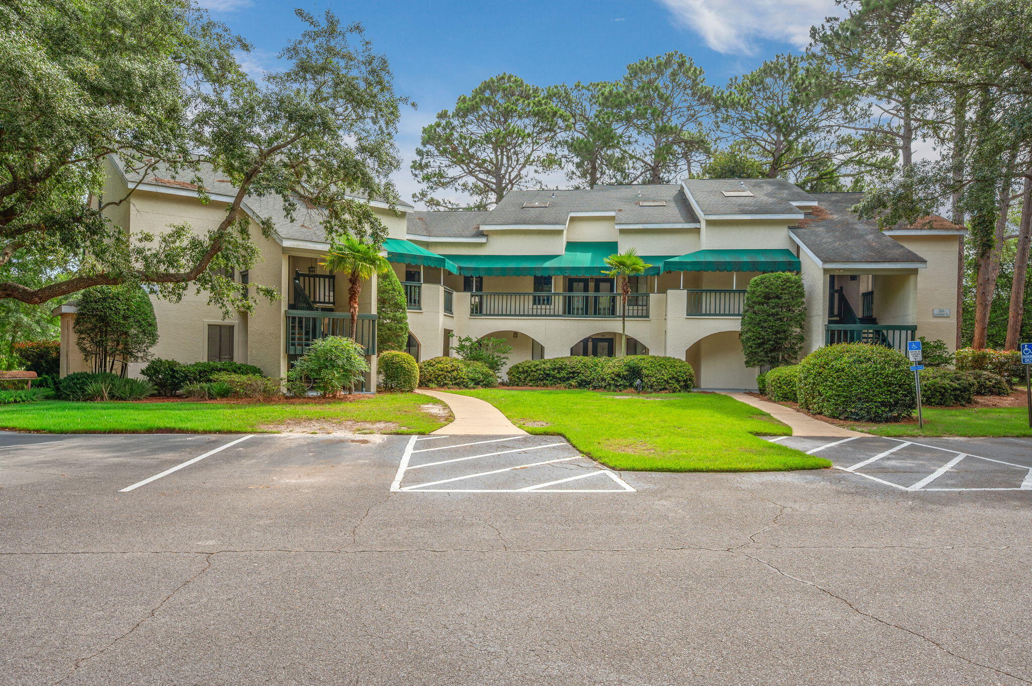 Residential in Niceville