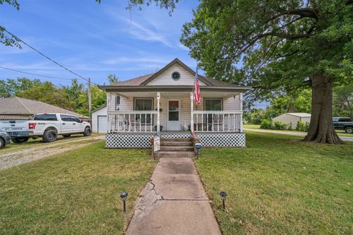 712 Seminole Ave, Claremore, OK, 74017-7626 | Card Image