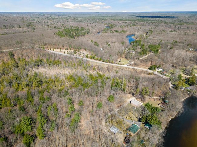 7952 Main St, House other with 3 bedrooms, 2 bathrooms and null parking in Newaygo MI | Image 46