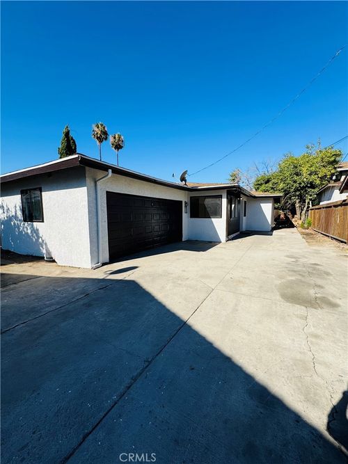 966 N 1/12 N H St, San Bernardino, CA, 92410 | Card Image