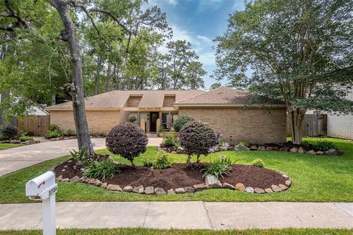 3706 Autumn Ln, Baytown, TX, 77521-2707 | Card Image