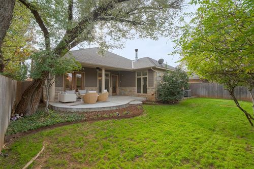 1121 Fenwick Pl, Nichols Hills, OK, 73116-6409 | Card Image