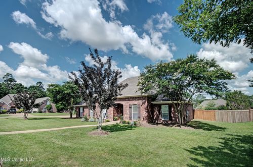 312 Faith Way, Brandon, MS, 39042-8608 | Card Image