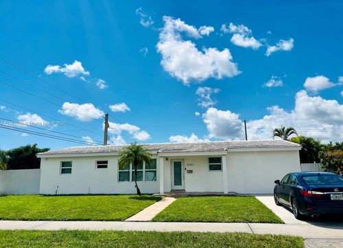8700 Sw 42nd Ter, Miami, FL, 33165-5322 | Card Image