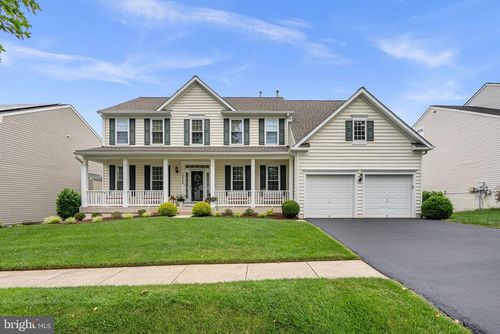 14309 Autumn Crest Rd, BOYDS, MD, 20841-4211 | Card Image